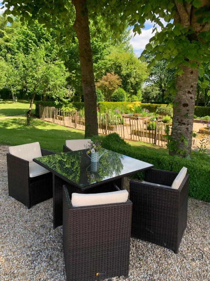 Villa The Mews Newbridge  Esterno foto